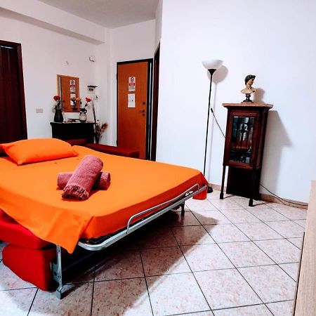 La Casa Del Viale Διαμέρισμα Solarino Εξωτερικό φωτογραφία