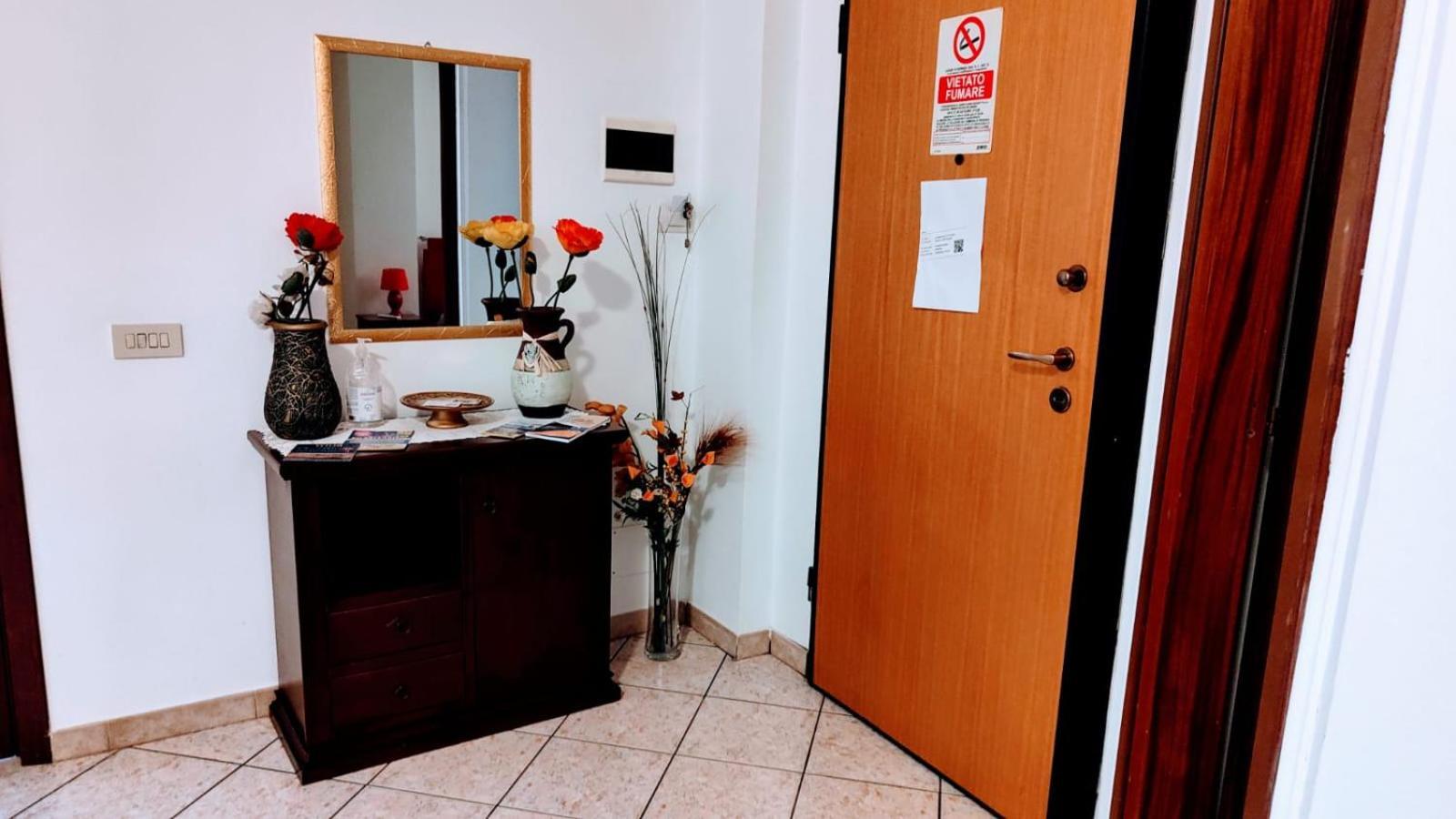 La Casa Del Viale Διαμέρισμα Solarino Εξωτερικό φωτογραφία